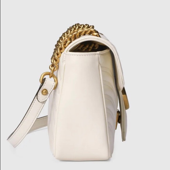 GG Marmont small matelassé shoulder bag I have box and authenticity cards - Picture 5 of 17